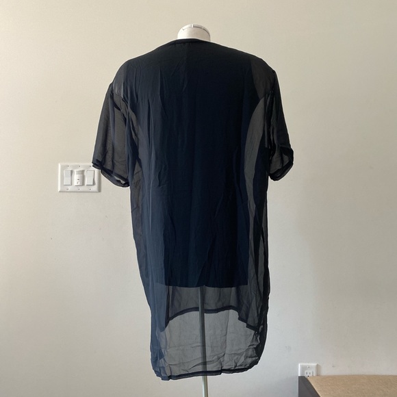 Black sheer tunic - Picture 3 of 3